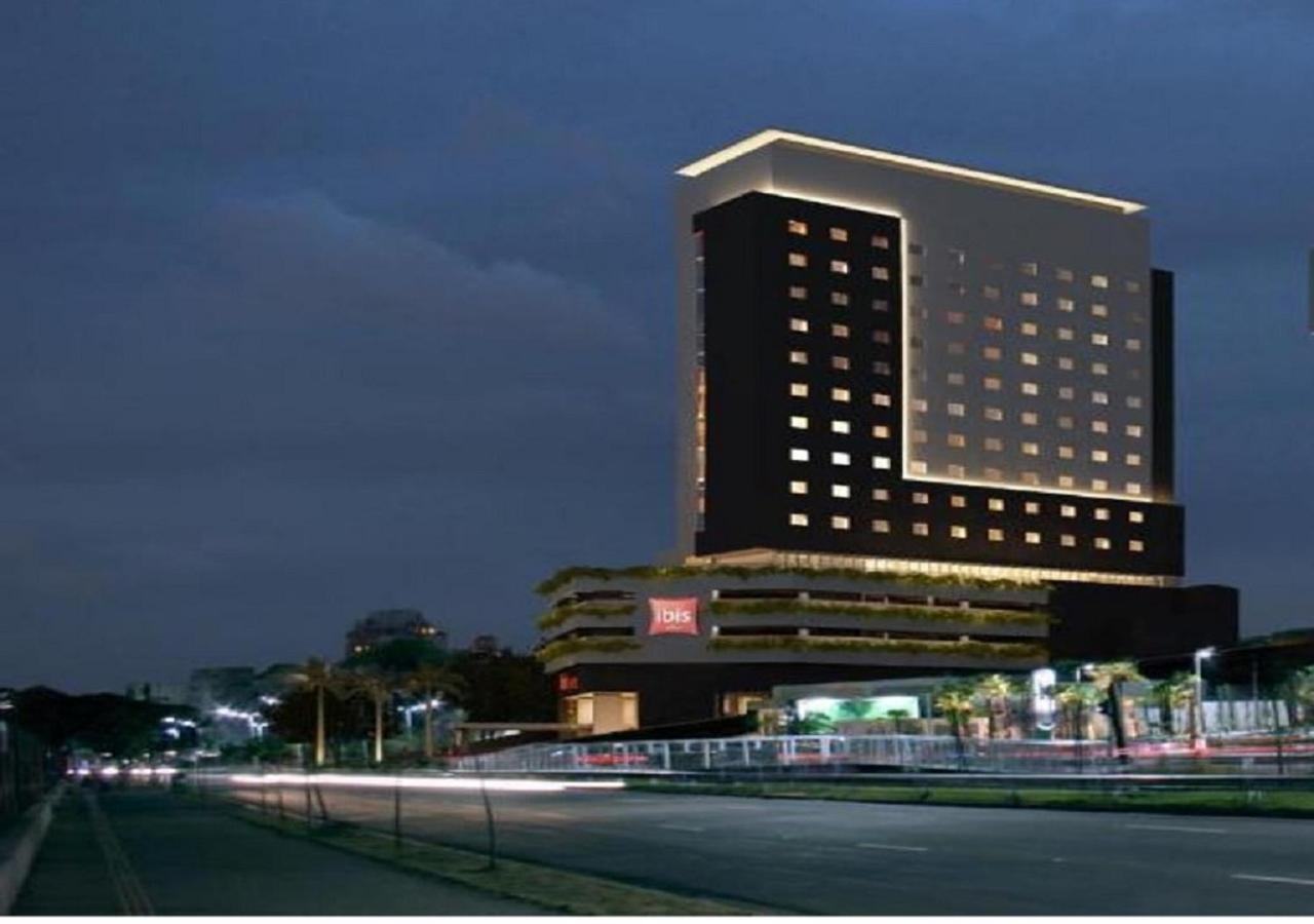Hotel Ibis Jundiai Shopping Esterno foto