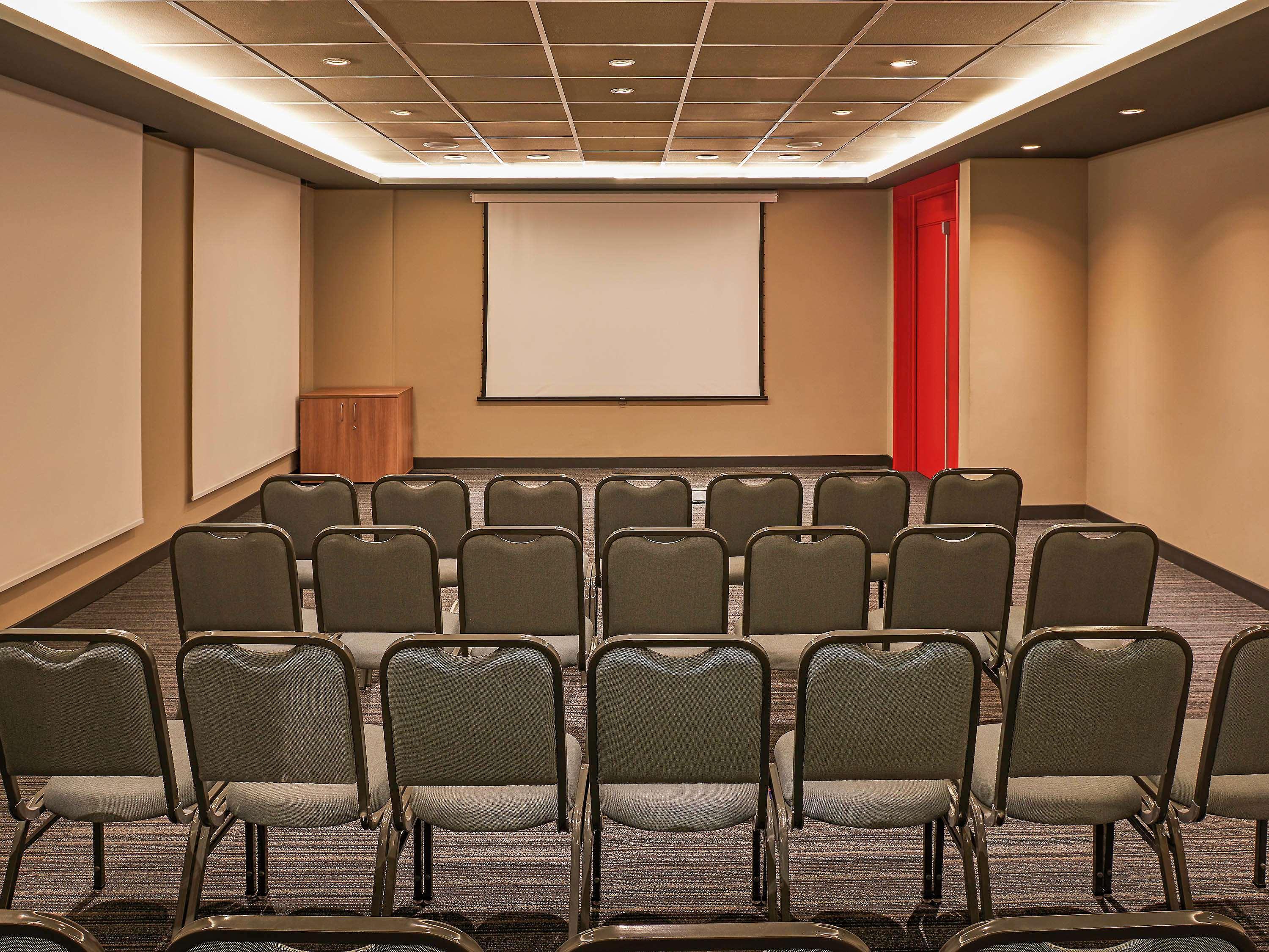 Hotel Ibis Jundiai Shopping Esterno foto